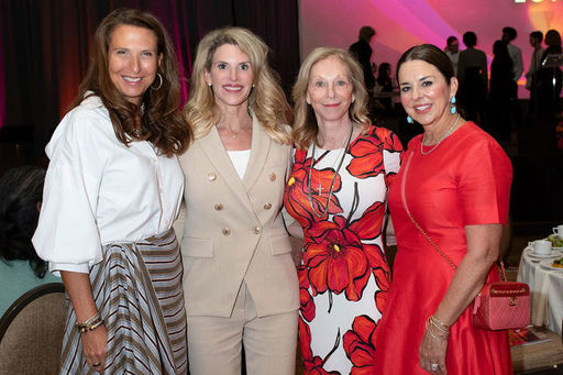 New Friends New Life Stand For Her Luncheon